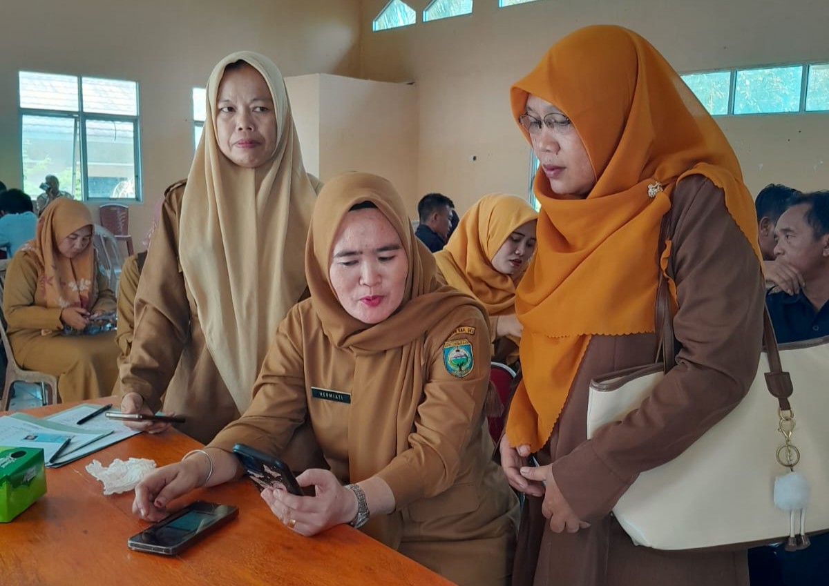 Disdukcapil OKU Laksanakan Pelayanan Aktivasi Identitas Kependudukan Digital di Kecamatan Lengkiti